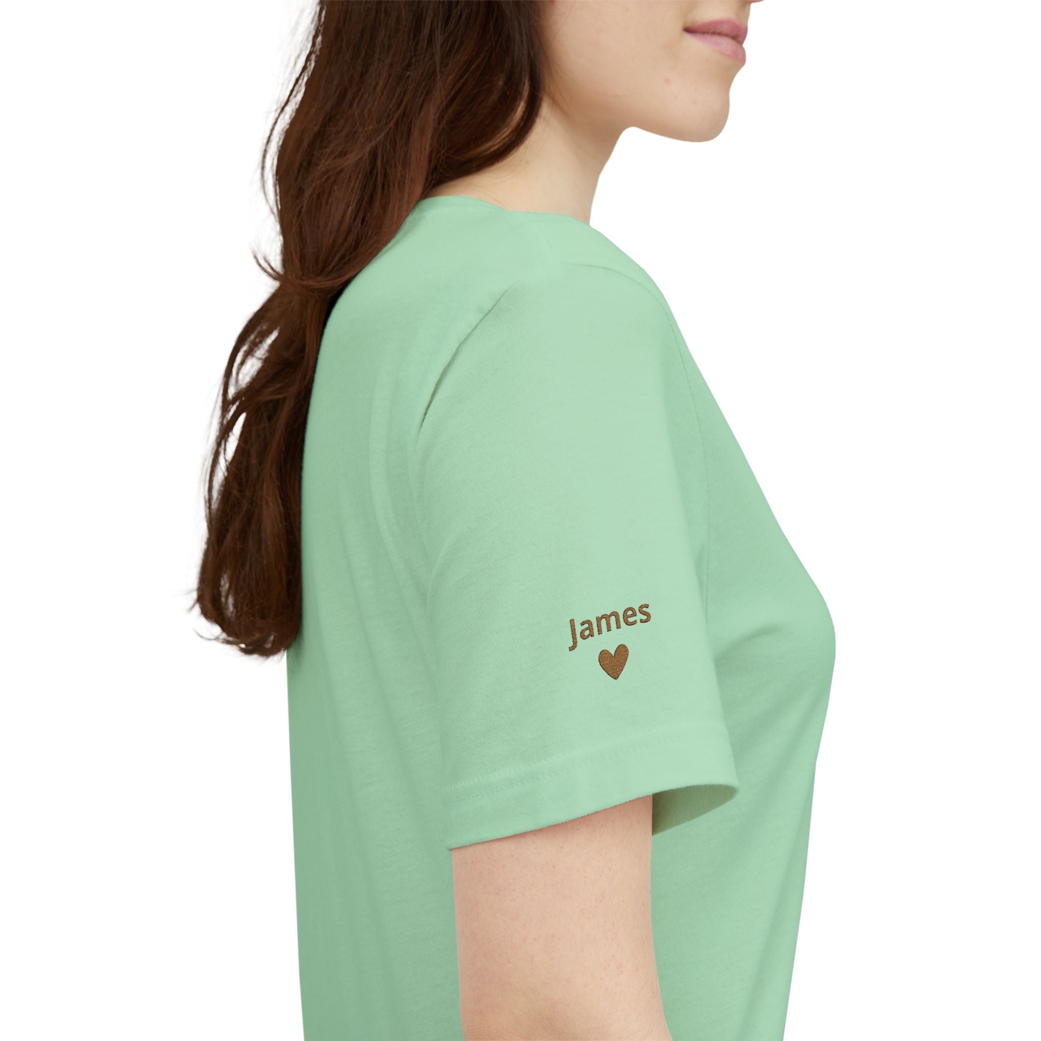 Tshirt Personalized “Mom Est” Embroidered Heart & Sleeve Tee