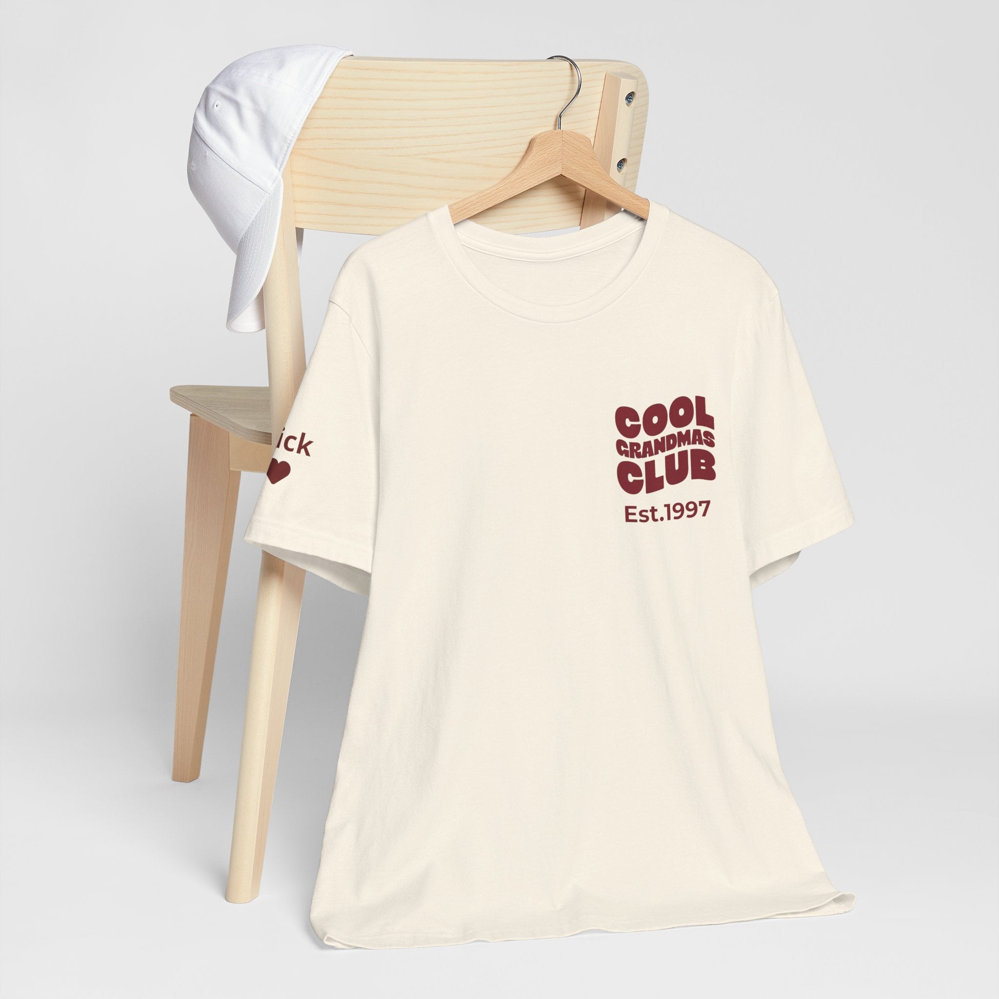 T-Shirt Cool Grandmas Club and Grandchildren's Names on Sleeve