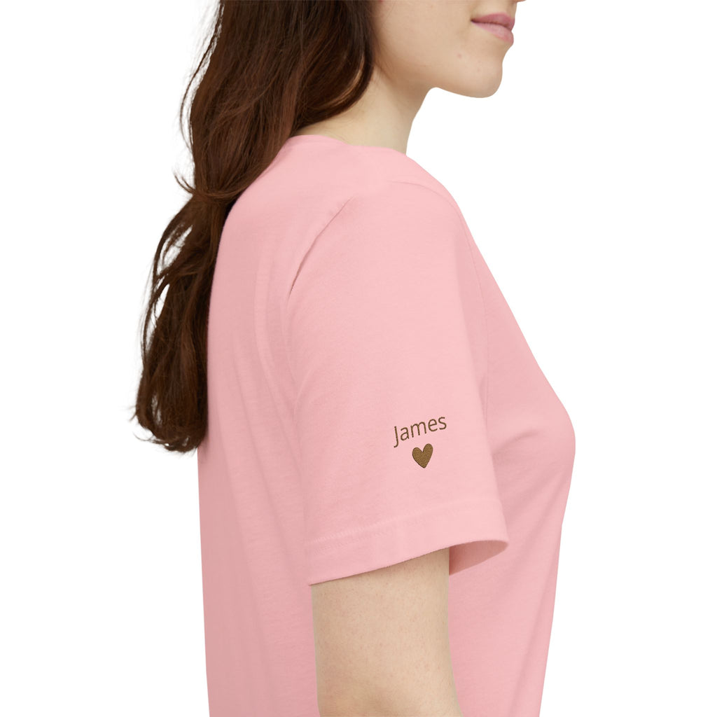 Tshirt Personalized “Mom Est” Embroidered Heart & Sleeve Tee