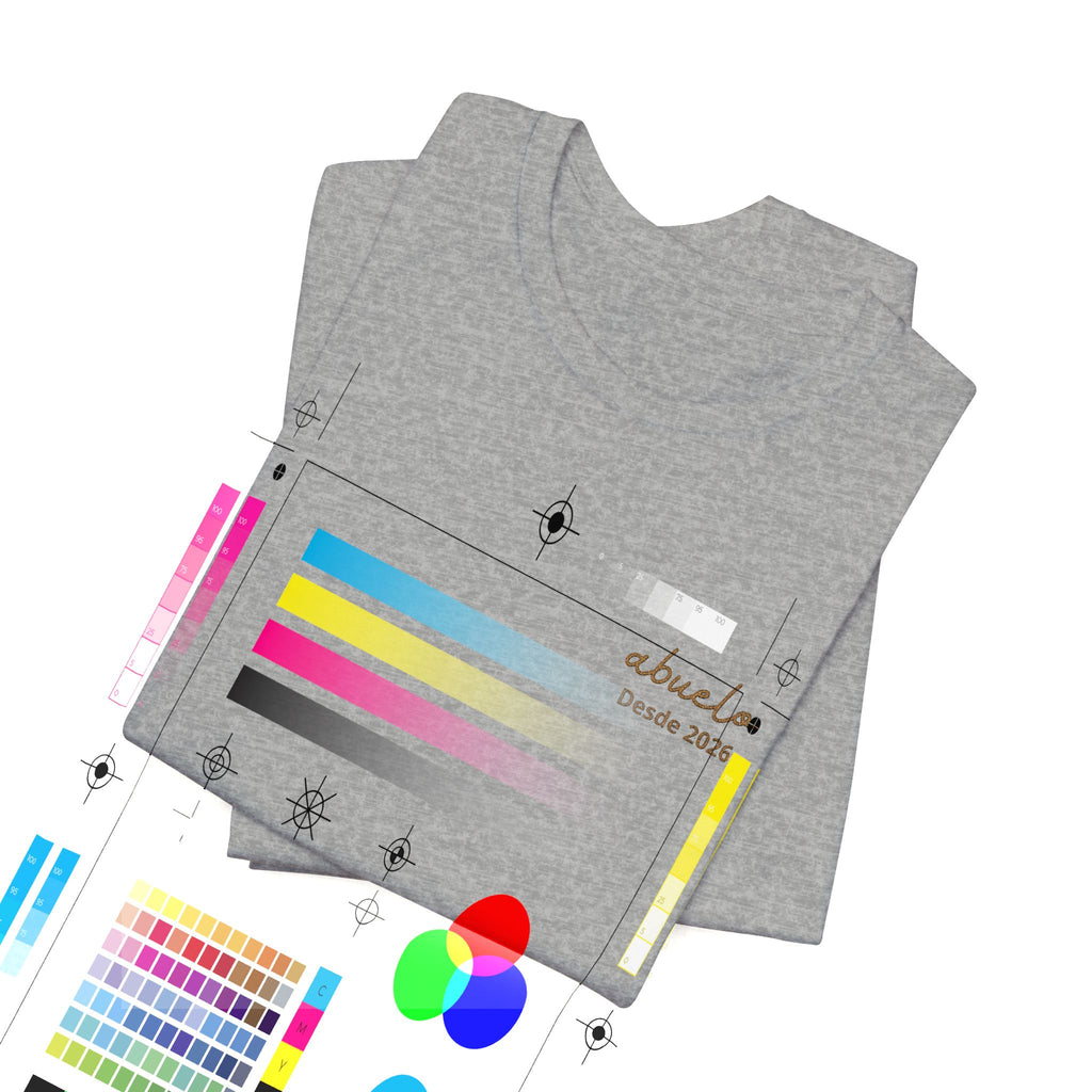 Camiseta bordada para abuelo con fecha "Abuelo desde" y nombres de los nietos en la manga