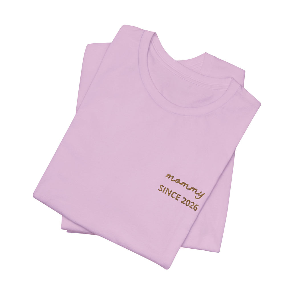 Tshirt Personalized “Mom Est” Embroidered Heart & Sleeve Tee